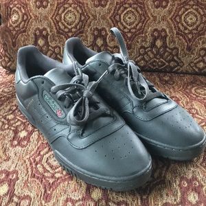 Adidas Yeezy Powerphase 9M Black/Black